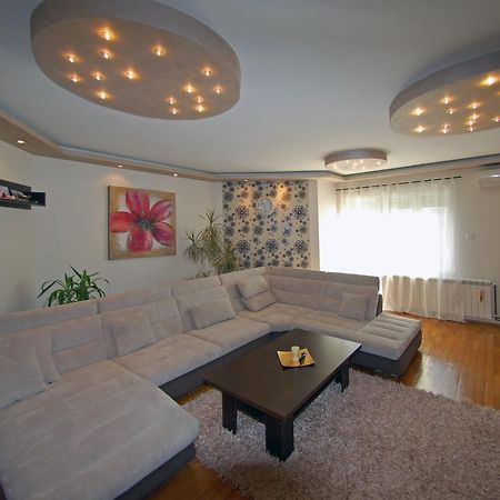 Franstal Apartments Beograd Ngoại thất bức ảnh