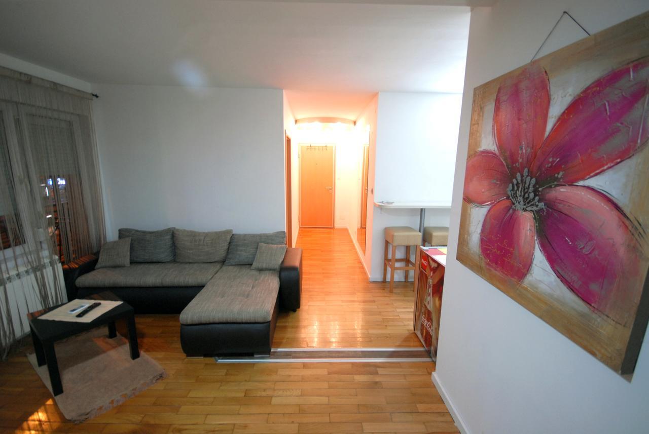 Franstal Apartments Beograd Ngoại thất bức ảnh