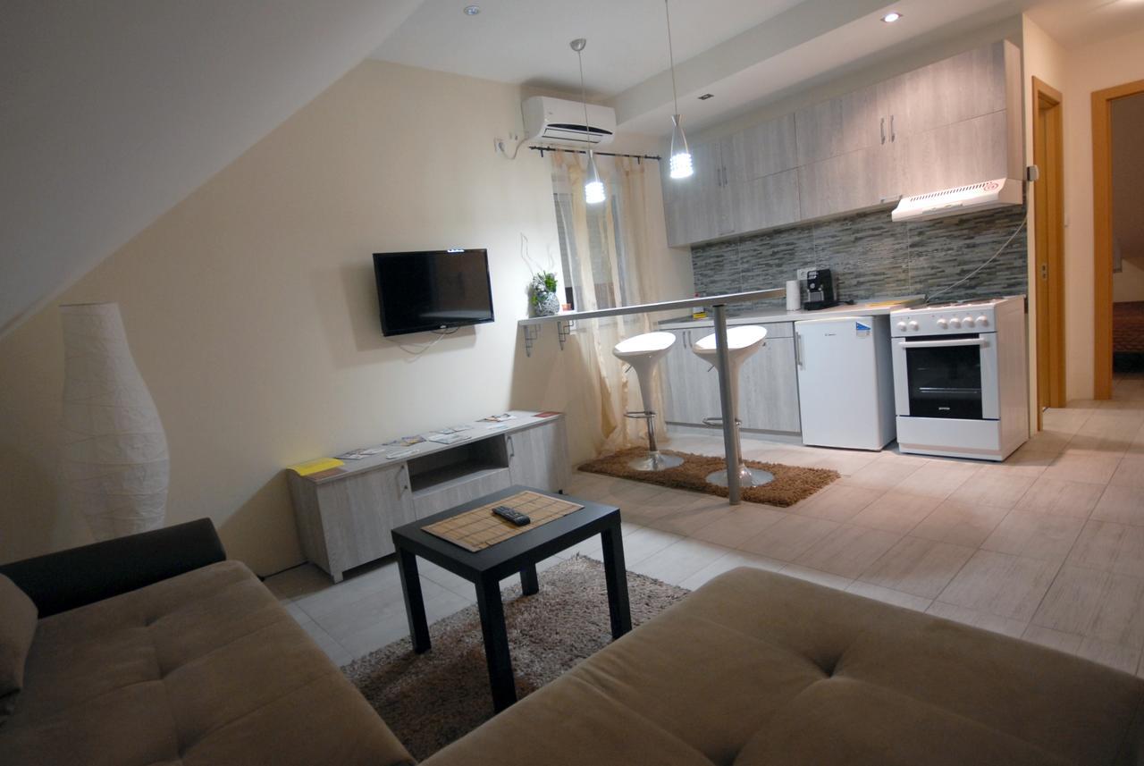 Franstal Apartments Beograd Ngoại thất bức ảnh